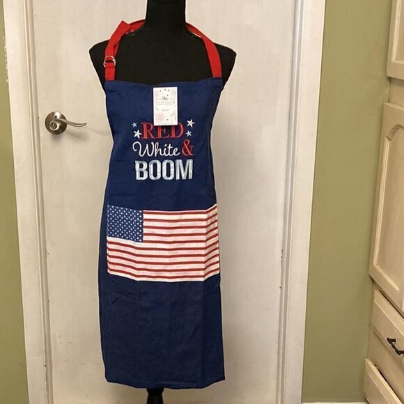 "RED, WHITE & BOOM" APRON - Picture 1 of 7